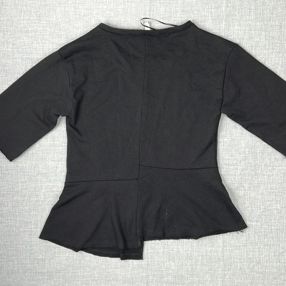 William Rast Black & White Offset Graphic Sweatshirt Tee Juniors Size XS - Picture 7 of 7